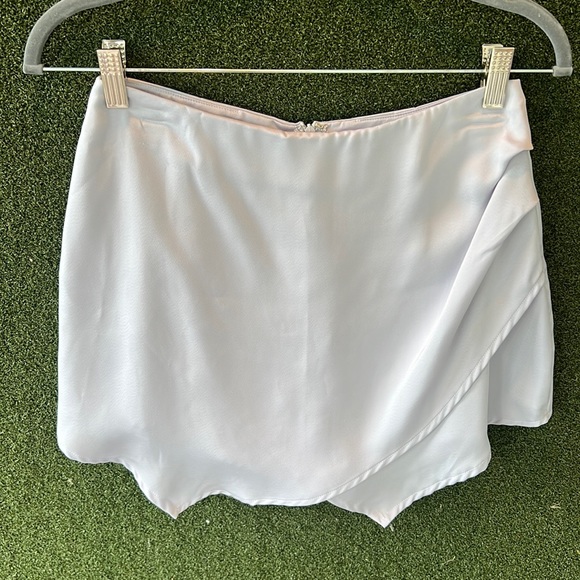 Silky Grey skort. Beautiful skirt overlay overtop the most comfortable shorts - Picture 1 of 4